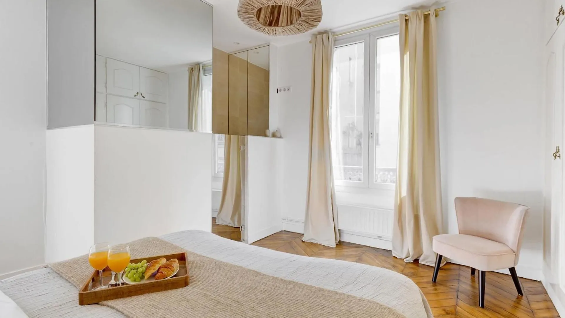 3Br Parisian Charm Near Champs-Elysees & La Defense 0*, Parijs Frankrijk